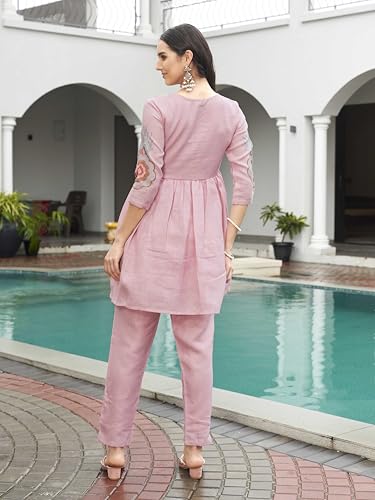 Womanista Women's Linen Solid Regular Set - Image 4