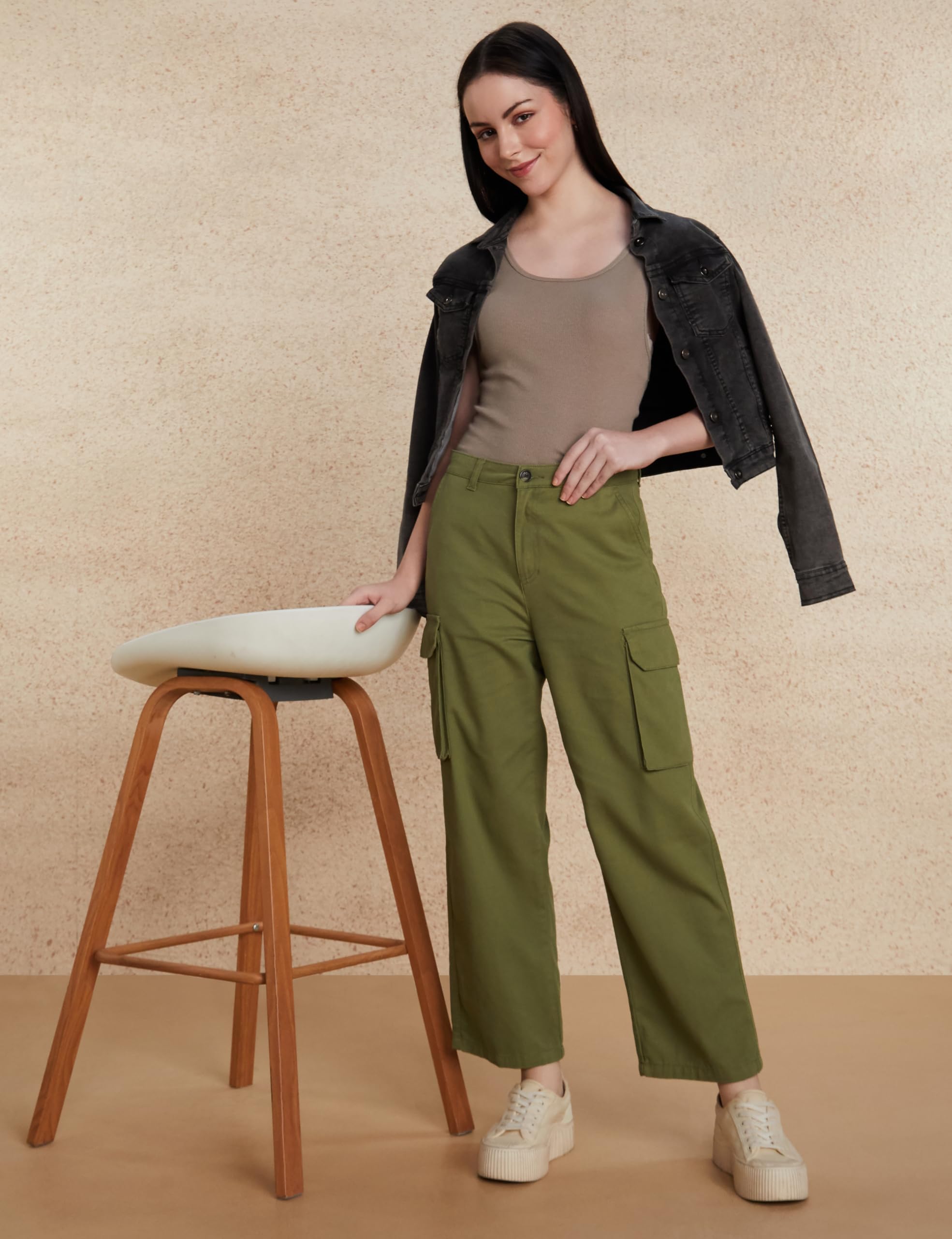 Symbol Women's Wide Leg Cargo Trouser - Image 5